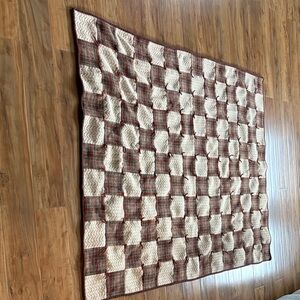 Plaid Patterned Throw Blanket